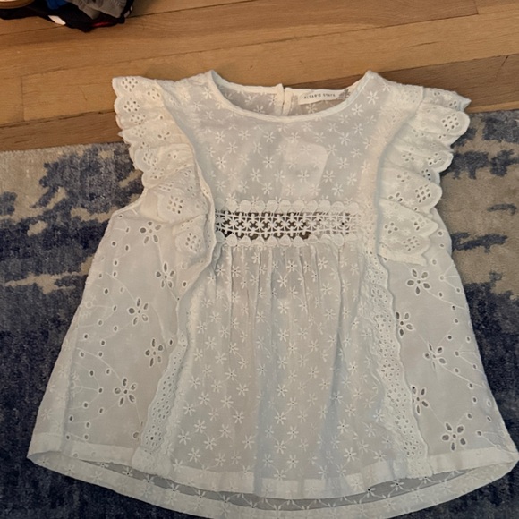 White Eyelet women’s Top - Picture 1 of 3